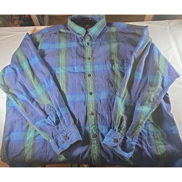 Van Heusen Other - Van Heusen 417 Button Up Shirt. Green Blue Plaid. Long Sleeve. Size XL